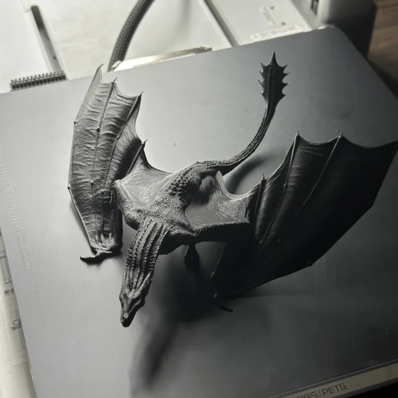 3D Printing Article - 3D-печатная модель дракона из смолы, летающая